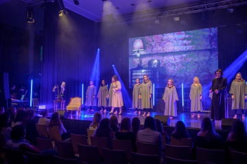 251009_203626_NZ68994