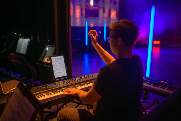 251009_213128_NZ69028